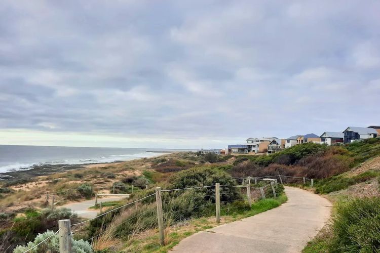 Dalyellup Family Holiday Home