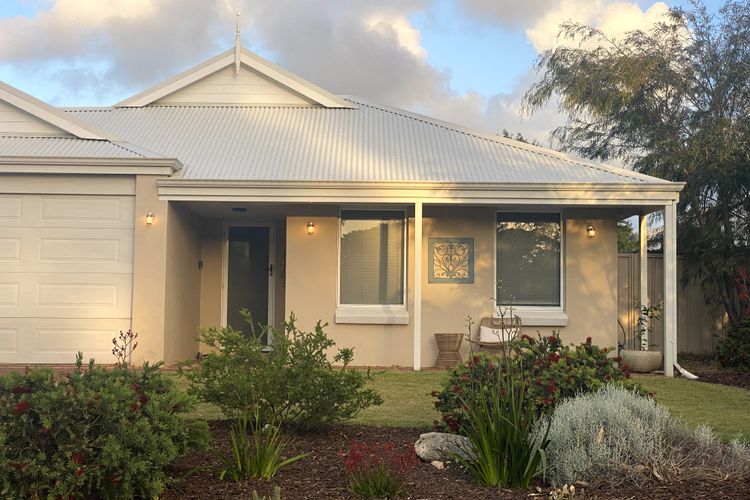 Dalyellup Family Holiday Home