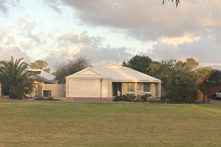 Dalyellup Family Holiday Home