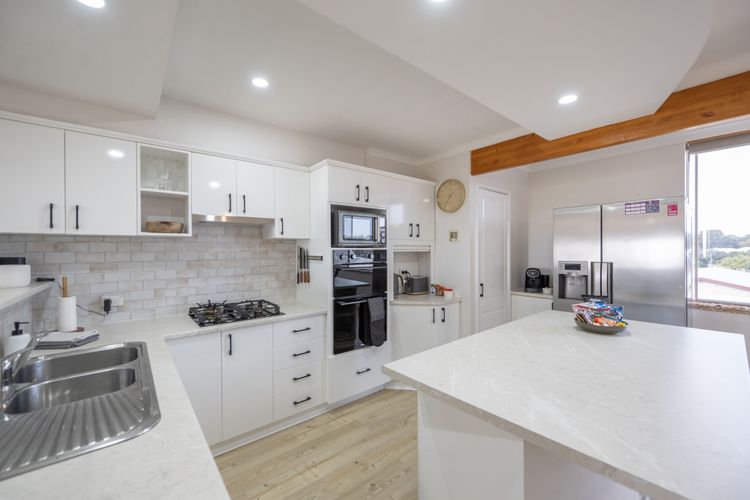 Ocean Views Coastal Retreat – Bunbury