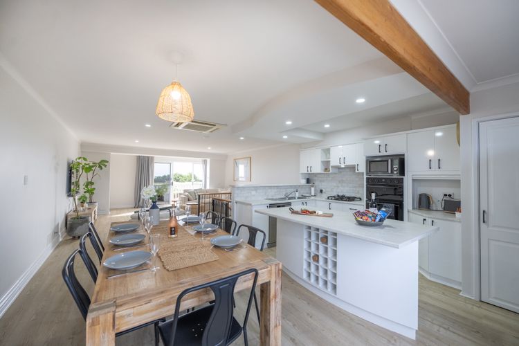 Ocean Views Coastal Retreat – Bunbury