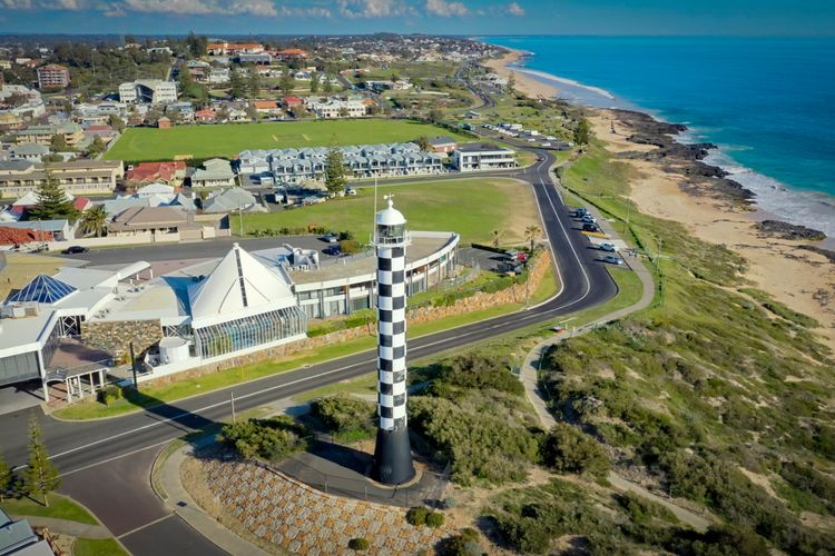 Ocean Views Coastal Retreat – Bunbury