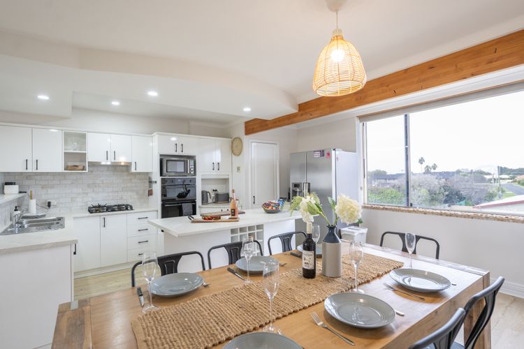 Ocean Views Coastal Retreat – Bunbury