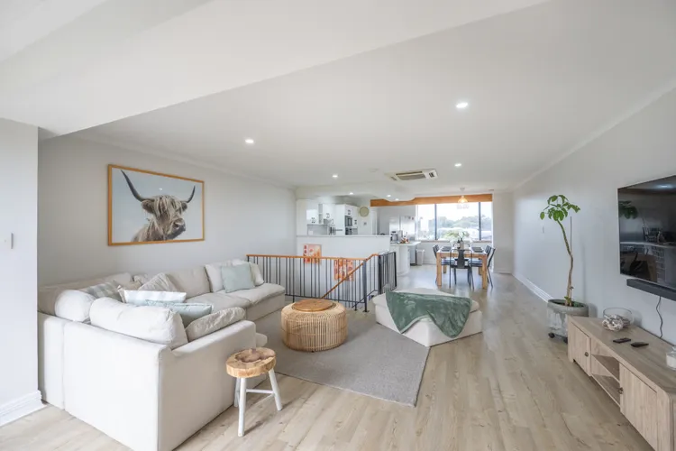 Ocean Views Coastal Retreat – Bunbury