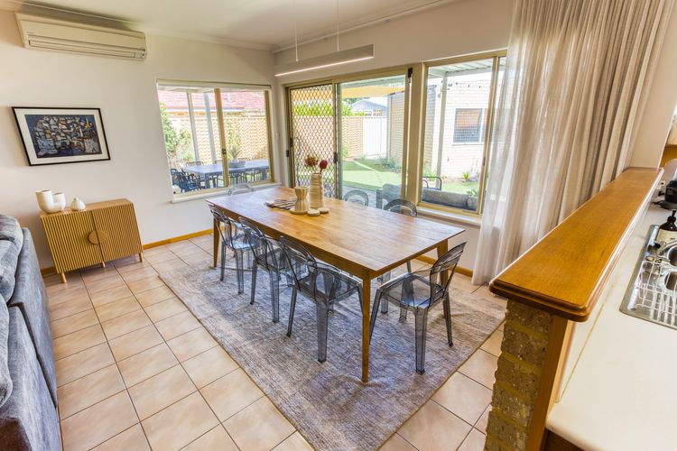 Ibis Rest Beach House