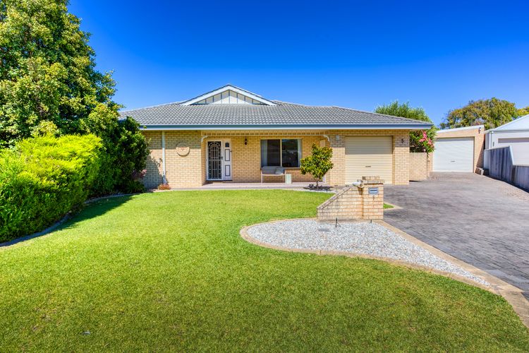 Ibis Rest Beach House
