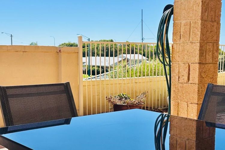 Sea Views Holiday Home- South Bunbury