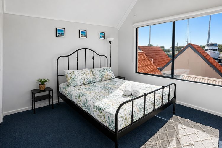 Portside Paradise – Port Geographe
