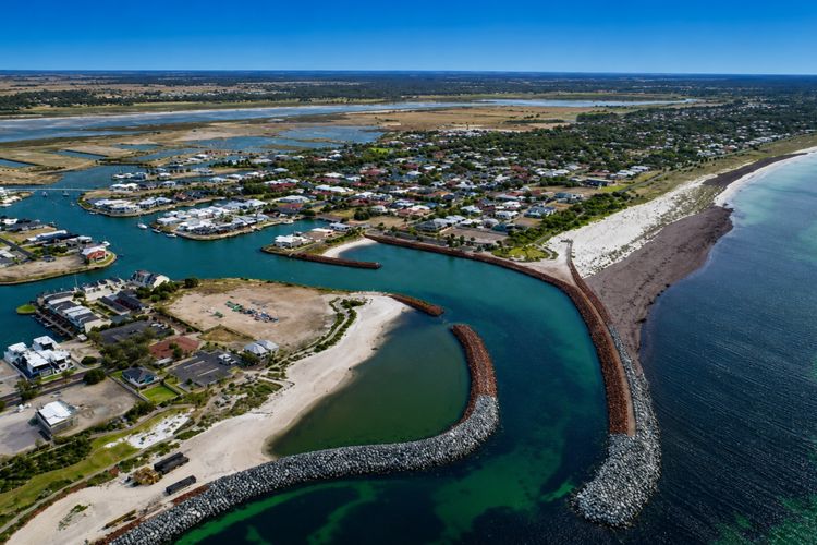 Portside Paradise – Port Geographe