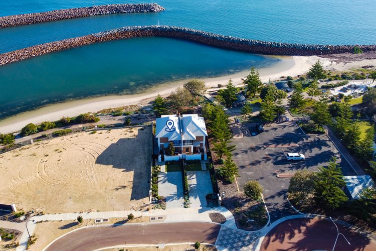 Beachfront Lagoon Retreat – Port Geographe