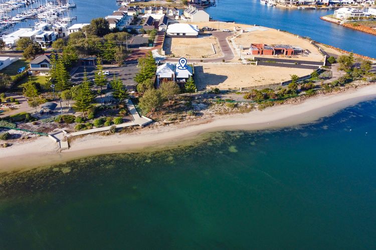 Beachfront Lagoon Retreat – Port Geographe