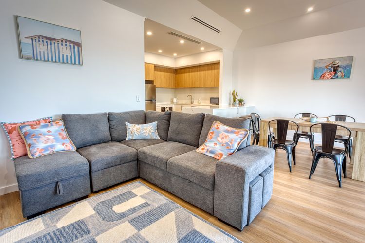 Beachfront Lagoon Retreat – Port Geographe