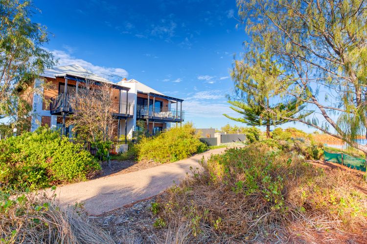 Beachfront Lagoon Retreat – Port Geographe