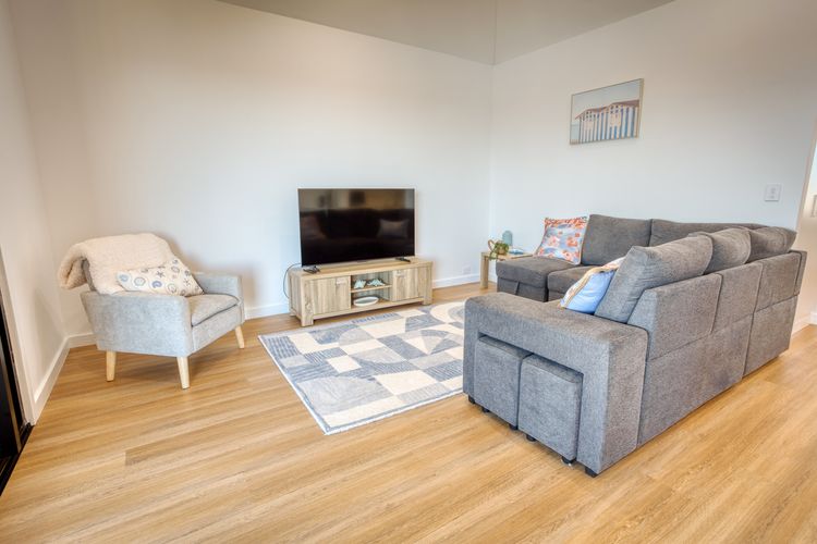 Beachfront Lagoon Retreat – Port Geographe