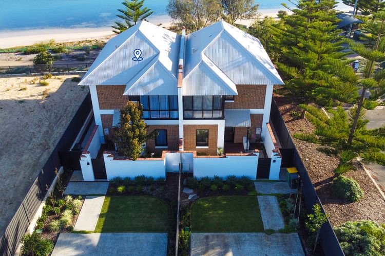 Beachfront Lagoon Retreat – Port Geographe