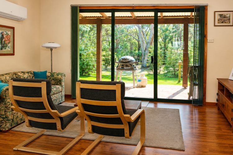 Yelverton Brook – Banksia Studio