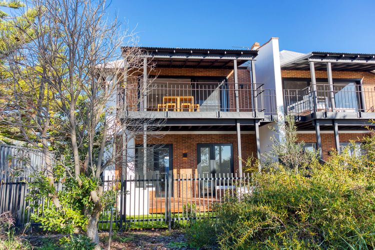 Port Geographe Beachfront Retreat