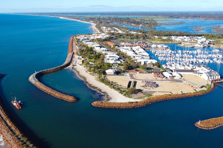 Port Geographe Beachfront Retreat
