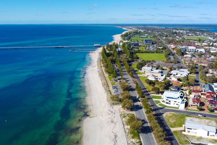 Beachfront Bliss on Geographe Bay
