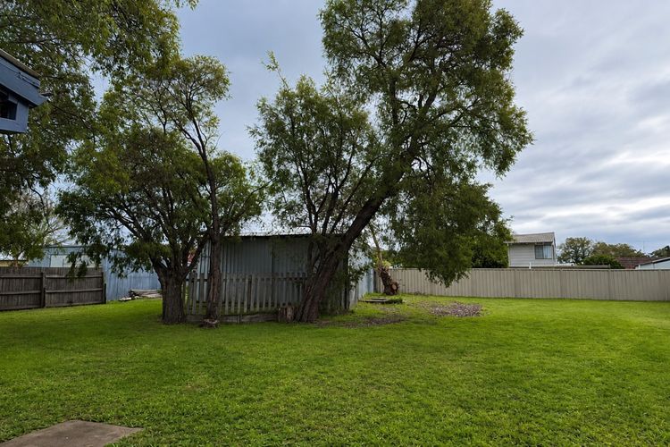 Rustic Charm with room for the Boat