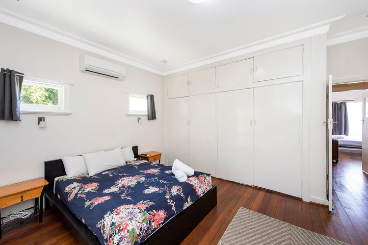 Busselton River Cottage with WiFi