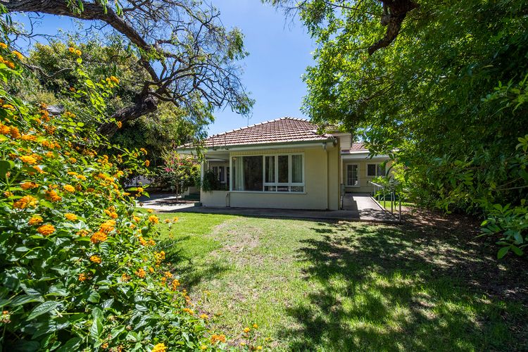 Busselton River Cottage with WiFi