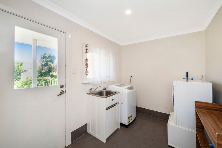 Busselton River Cottage with WiFi