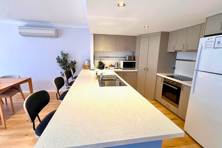 SixtySix at Cape View