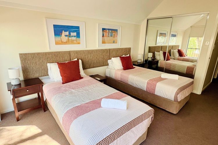 SixtySix at Cape View