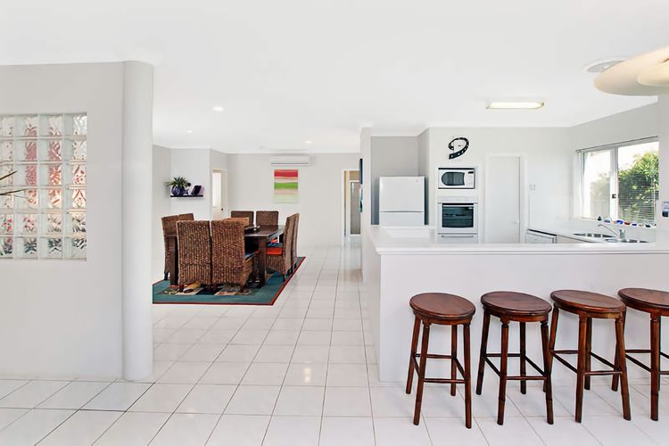 Busselton Beach House with WiFi