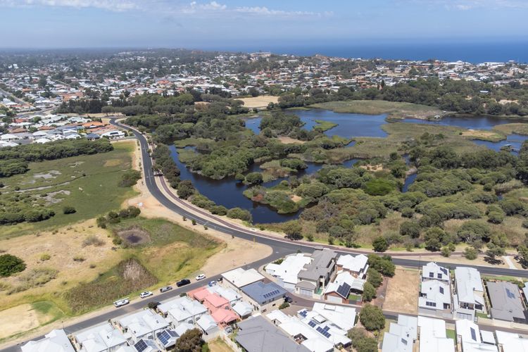 City Townhouse- Bunbury