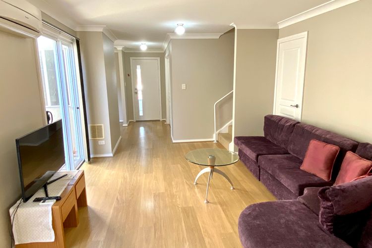 City Townhouse- Bunbury