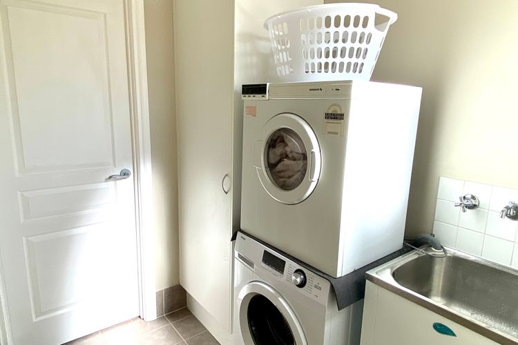 City Townhouse- Bunbury