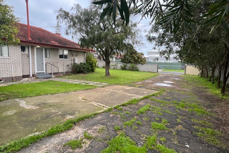 Family Beachside Shack