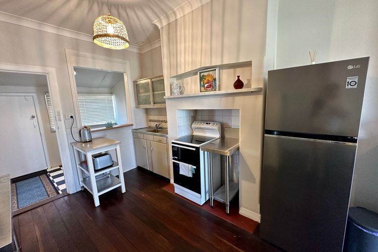 Beach Shack – Bunbury