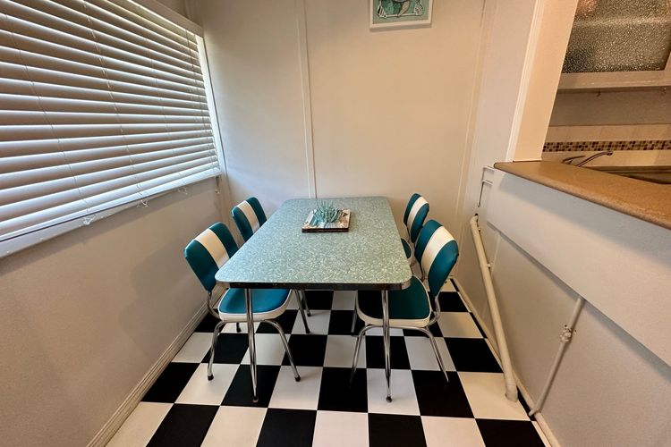 Beach Shack – Bunbury