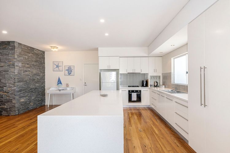 Swell Times Holiday Home – Busselton