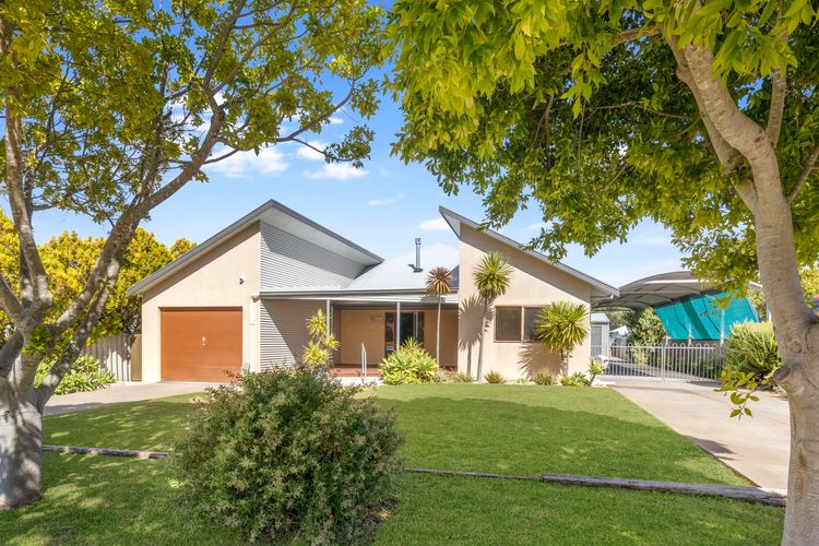 Swell Times Holiday Home – Busselton