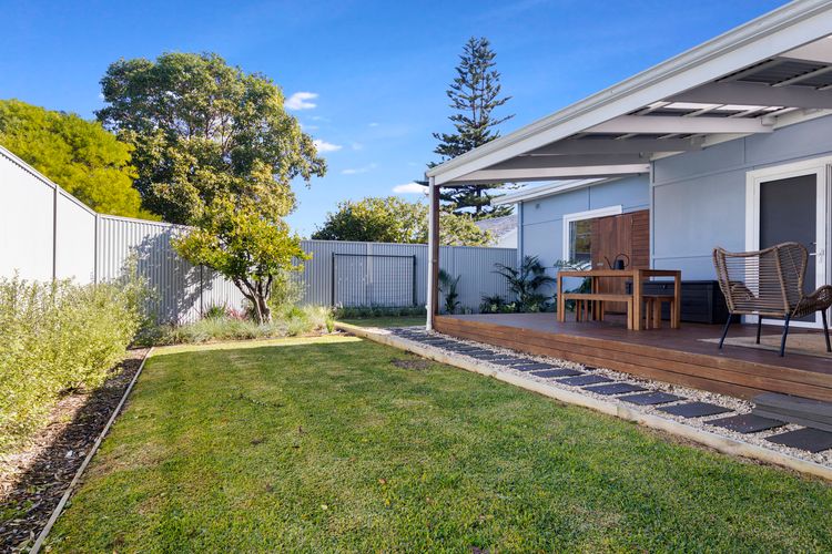 Fairbairn Beach House