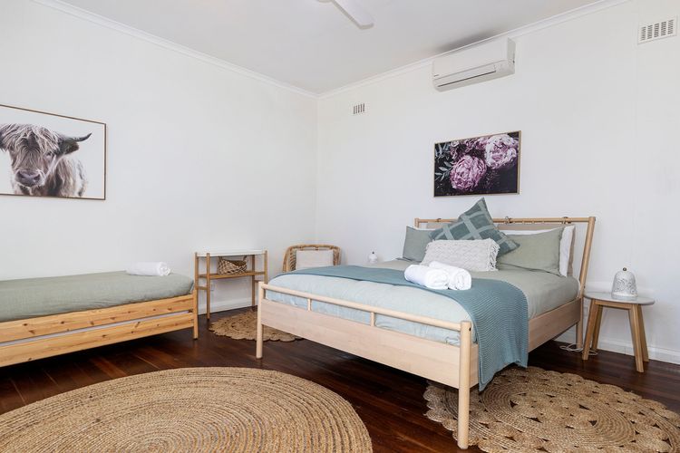 Fairbairn Beach House