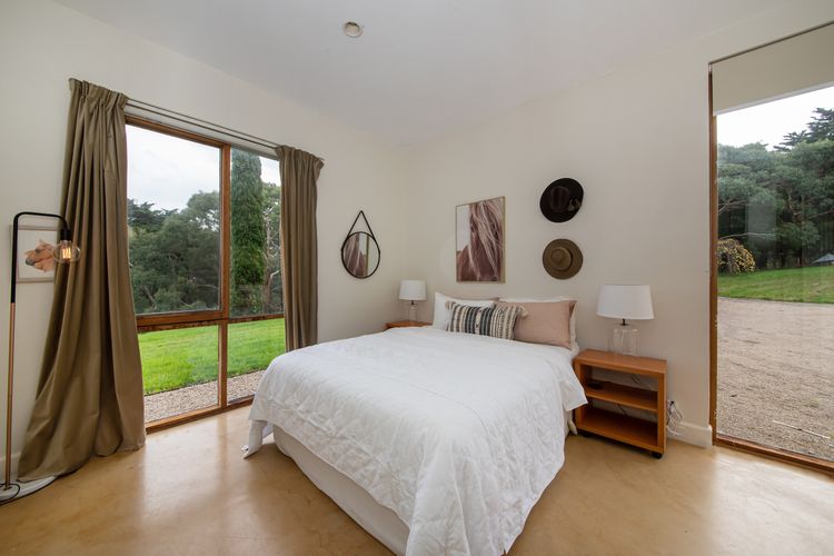 Bedrook four with queen bed 