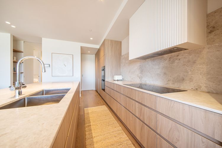 Kitchen with state of the art appliances