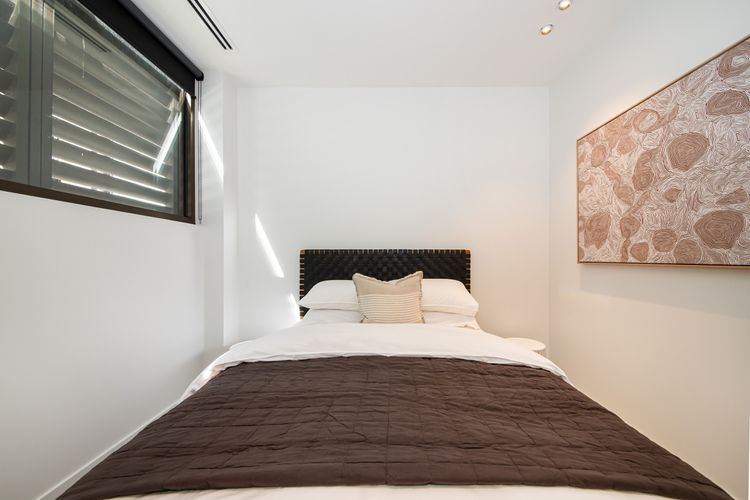 Queen Bedroom