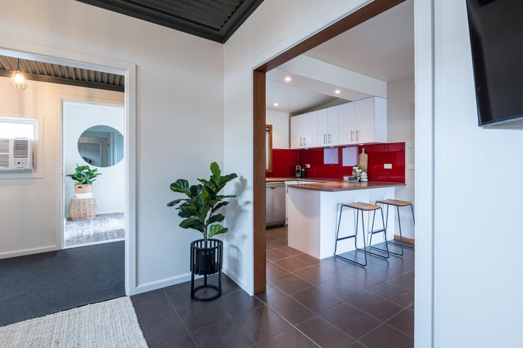 Front house kitchen 
