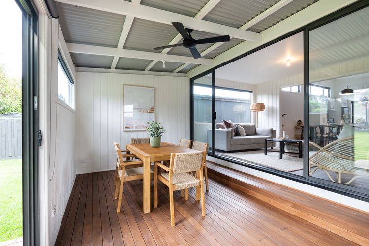 Kennington Beach Getaway with Spa