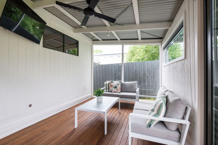 Kennington Beach Getaway with Spa