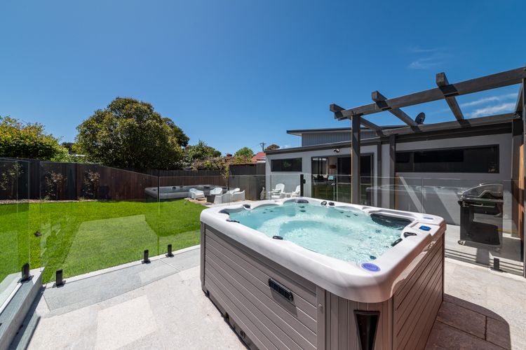 Outdoor spa 