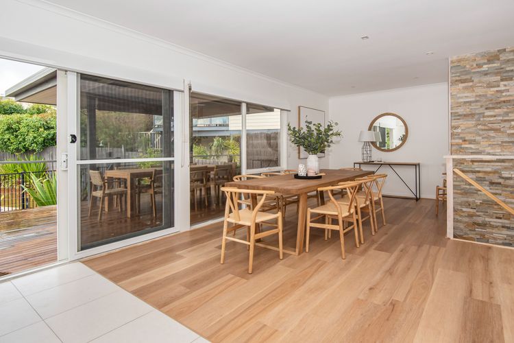 Indoor and outdoor dining