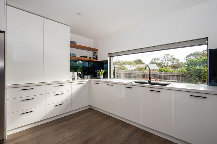 Spacious kitchen