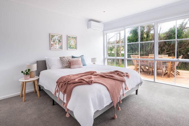 Master with king bed and ensuite 